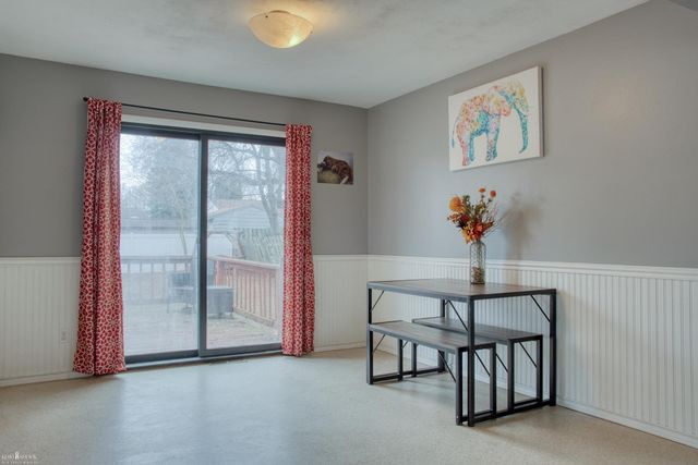 1423 Olmstead Street, Owosso, MI 48867