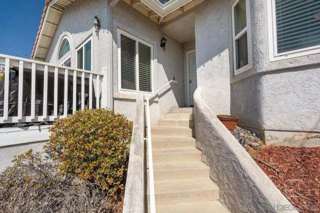 1229 La Mesa, Spring Valley, CA 91977