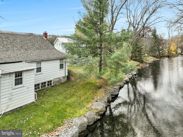 316 PINE ROAD, Mount Holly Springs, PA 17065