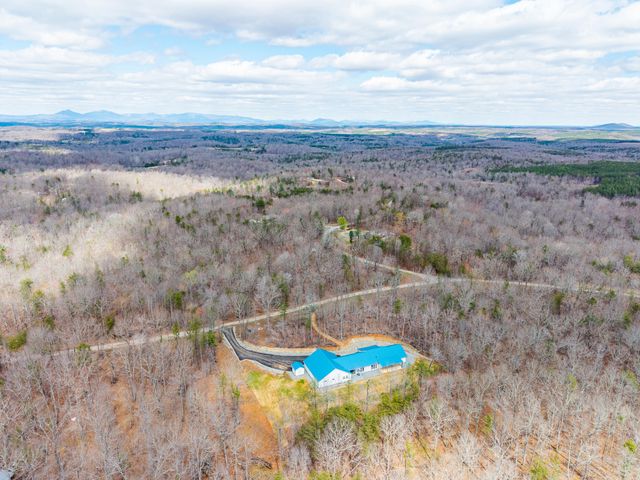 2409 Old Firetrail RD, Huddleston, VA 24104