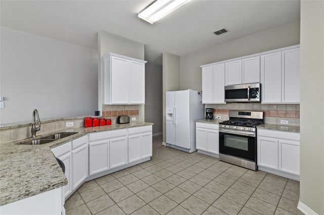 2825 Dawn Spring, Little Elm, TX 75068