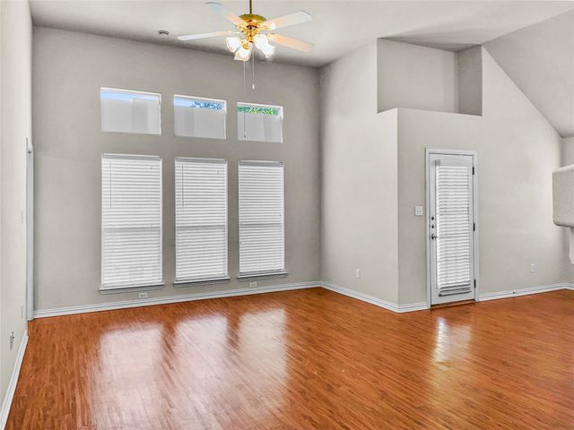 6220 Reddenson Drive, Fort Worth, TX 76132