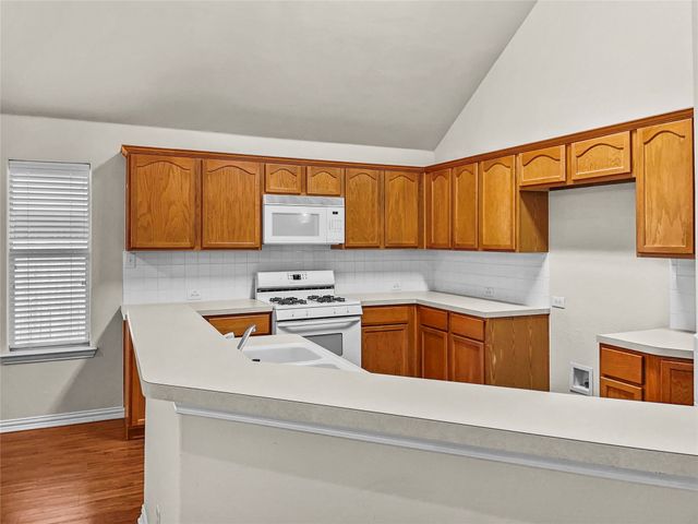 6220 Reddenson Drive, Fort Worth, TX 76132