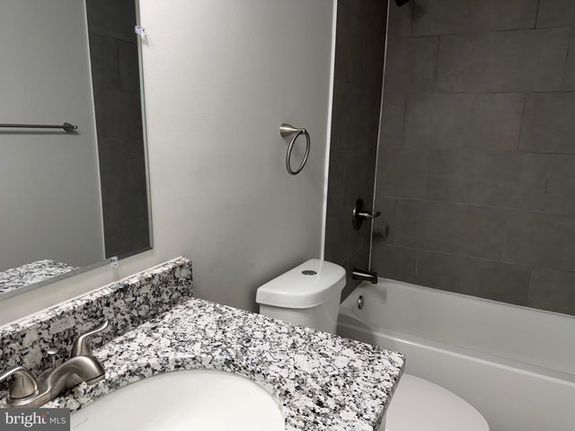 715 FERNHILL RD, Baltimore, MD 21226