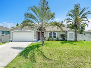 1332 SW Granville Ave, Port St Lucie, FL 34953