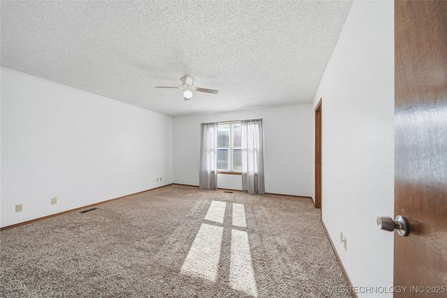 4433 W Reno Street, Broken Arrow, OK 74012