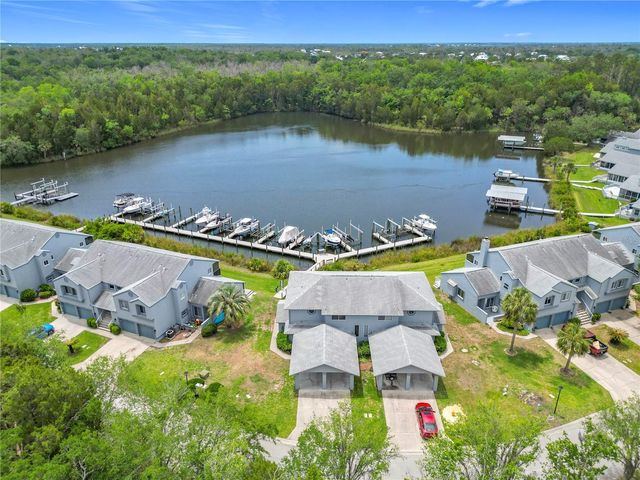 11122 W COVE HARBOR DRIVE 112, Crystal River, FL 34428