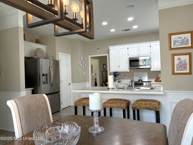 687 Hilo Way, Diamondhead, MS 39525