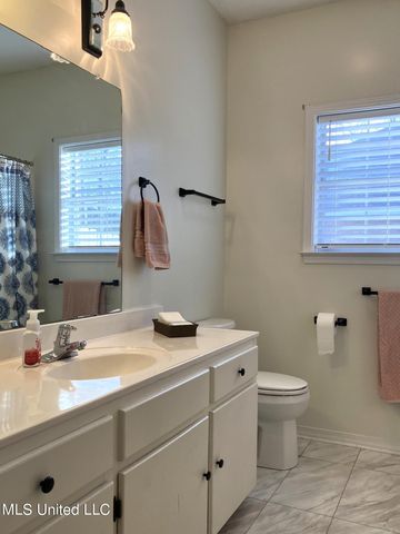 687 Hilo Way, Diamondhead, MS 39525