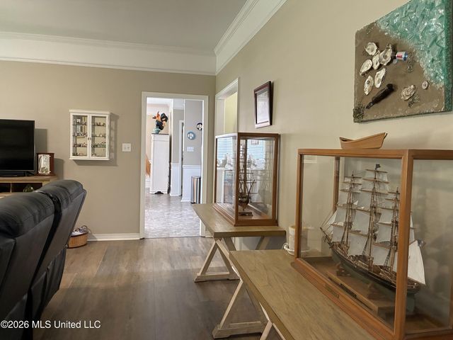 687 Hilo Way, Diamondhead, MS 39525