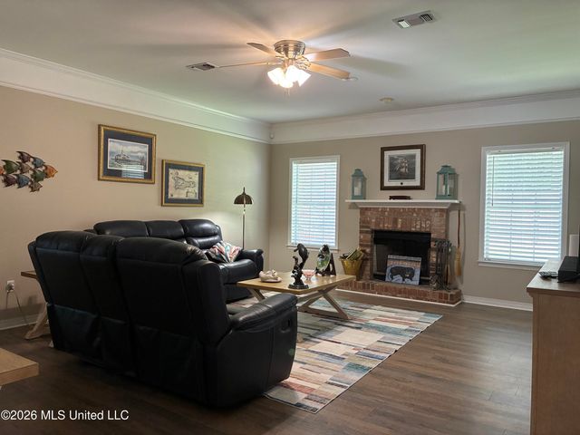 687 Hilo Way, Diamondhead, MS 39525