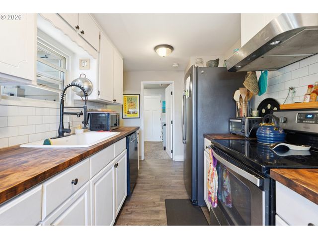 3602 P St, Vancouver, WA 98663