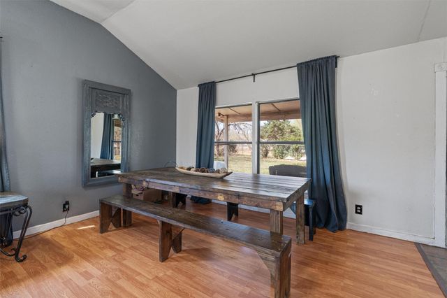 137 Scarlet Oaks DR, Dale, TX 78616