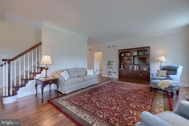 217 HAUER TER, Spring Grove, PA 17362