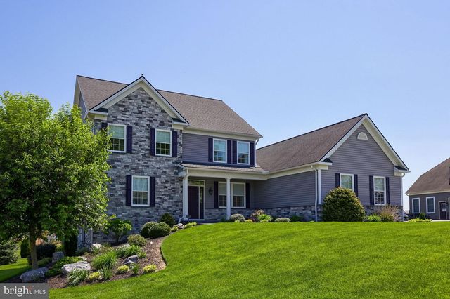 217 HAUER TER, Spring Grove, PA 17362