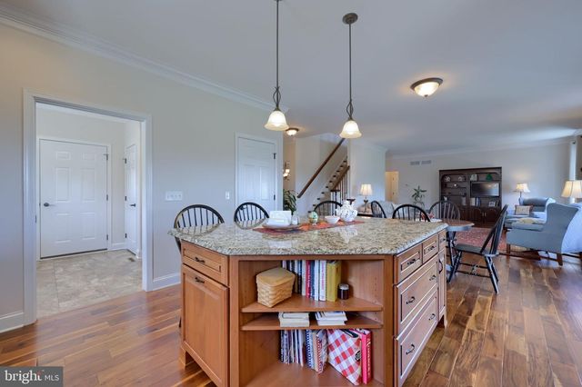 217 HAUER TER, Spring Grove, PA 17362