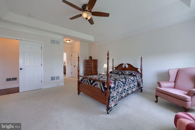 217 HAUER TER, Spring Grove, PA 17362