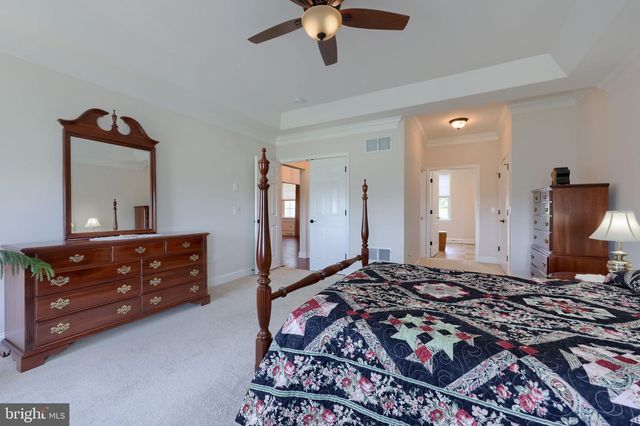 217 HAUER TER, Spring Grove, PA 17362
