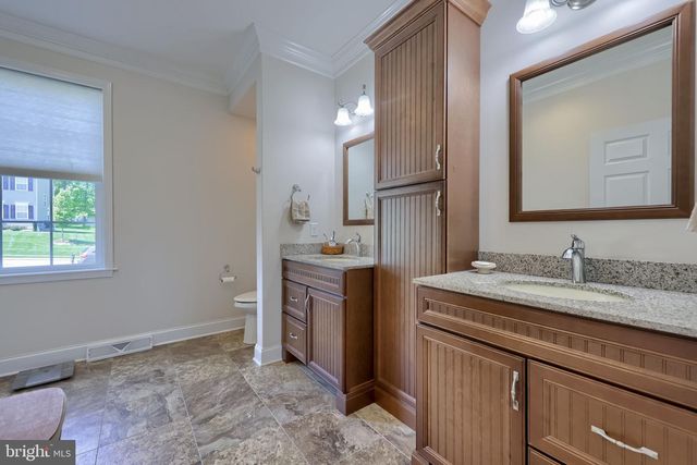 217 HAUER TER, Spring Grove, PA 17362
