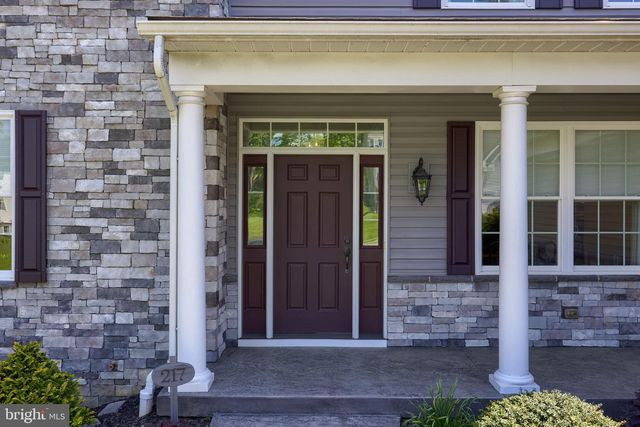 217 HAUER TER, Spring Grove, PA 17362