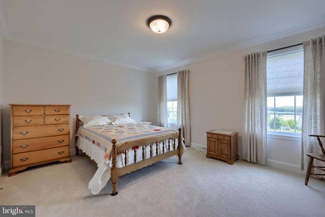217 HAUER TER, Spring Grove, PA 17362