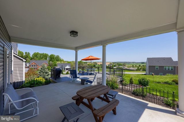 217 HAUER TER, Spring Grove, PA 17362