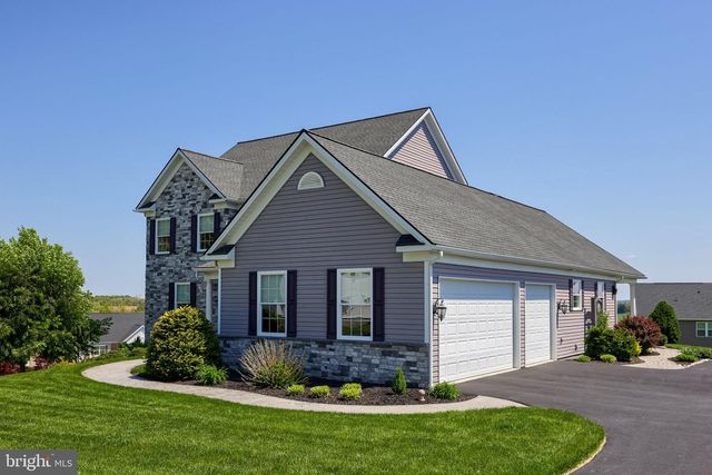 217 HAUER TER, Spring Grove, PA 17362