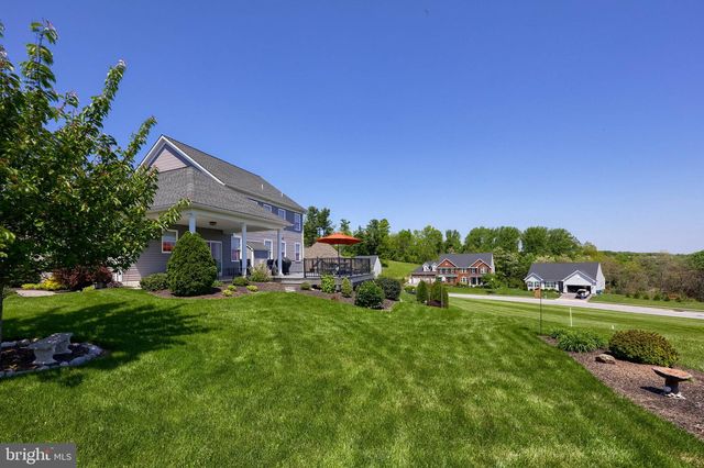 217 HAUER TER, Spring Grove, PA 17362