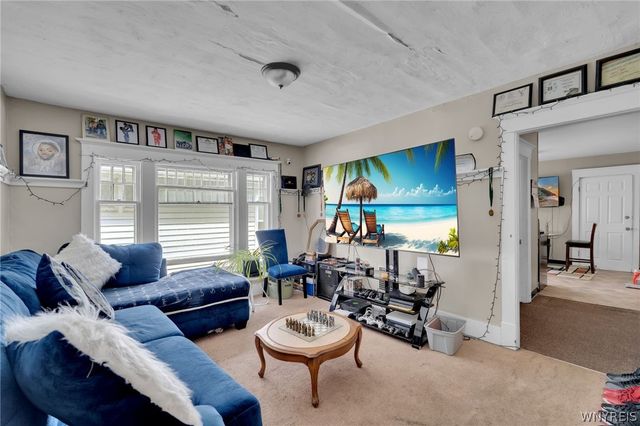 39 Seminole Parkway, Buffalo, NY 14210