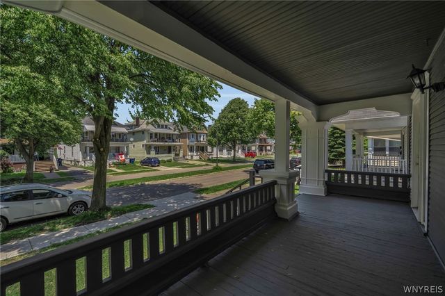 39 Seminole Parkway, Buffalo, NY 14210