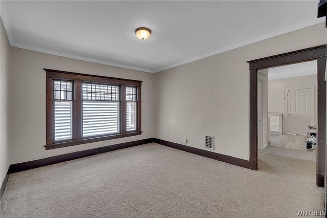 39 Seminole Parkway, Buffalo, NY 14210