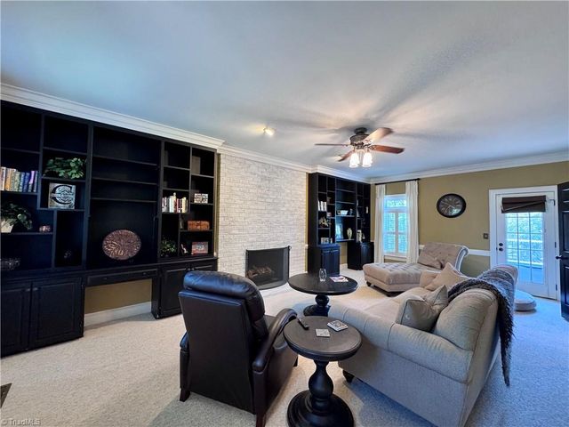 3390 Sally Kirk Road, Winston-salem, NC 27106