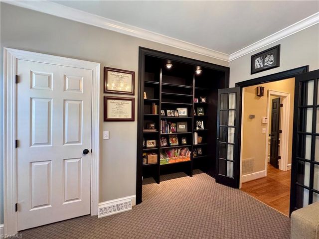 3390 Sally Kirk Road, Winston-salem, NC 27106