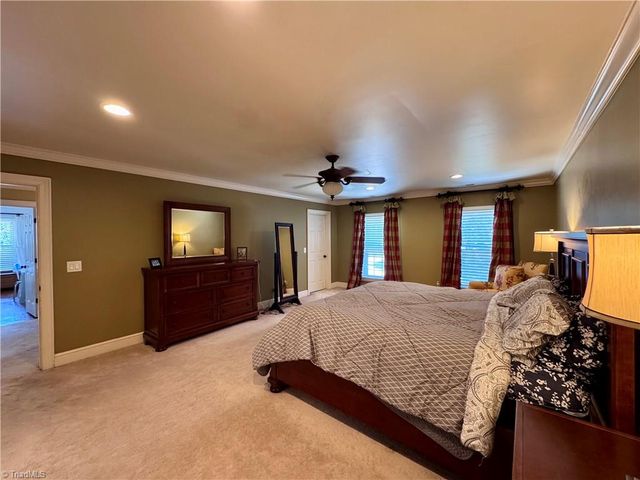 3390 Sally Kirk Road, Winston-salem, NC 27106