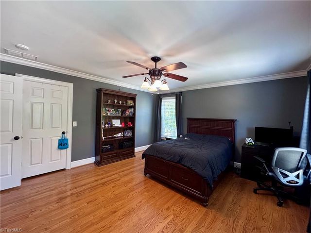 3390 Sally Kirk Road, Winston-salem, NC 27106