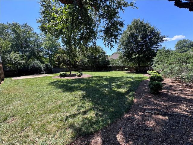 3390 Sally Kirk Road, Winston-salem, NC 27106
