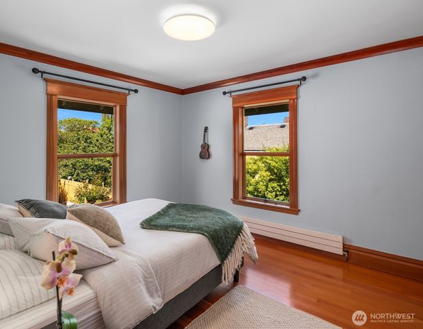 2002 1st Avenue N, Seattle, WA 98109