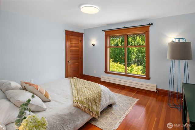 2002 1st Avenue N, Seattle, WA 98109