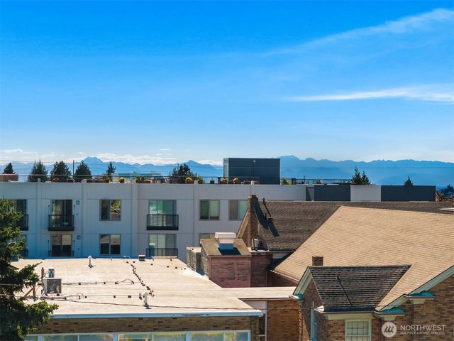 2002 1st Avenue N, Seattle, WA 98109