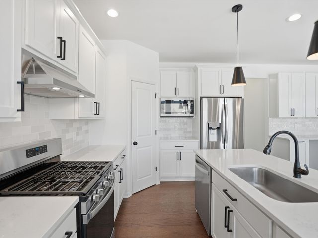 6246 Hawthorne Avenue, Ypsilanti, MI 48197