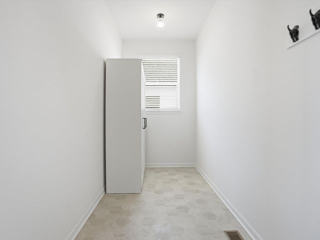 6246 Hawthorne Avenue, Ypsilanti, MI 48197