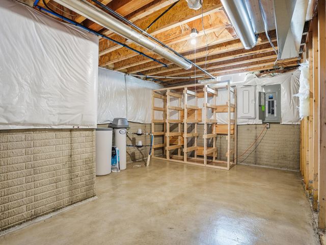 6246 Hawthorne Avenue, Ypsilanti, MI 48197