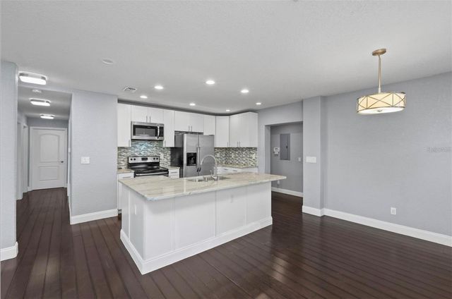1520 S CHURCH AVENUE, Tampa, FL 33629
