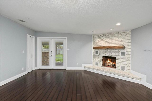 1520 S CHURCH AVENUE, Tampa, FL 33629