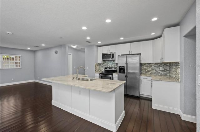 1520 S CHURCH AVENUE, Tampa, FL 33629