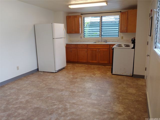 2126 California Avenue, Wahiawa, HI 96786