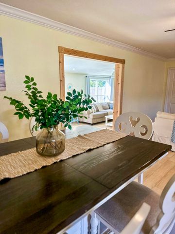 1969 Frontera Street, Navarre, FL 32566