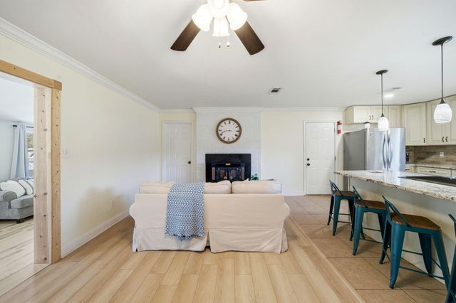 1969 Frontera Street, Navarre, FL 32566