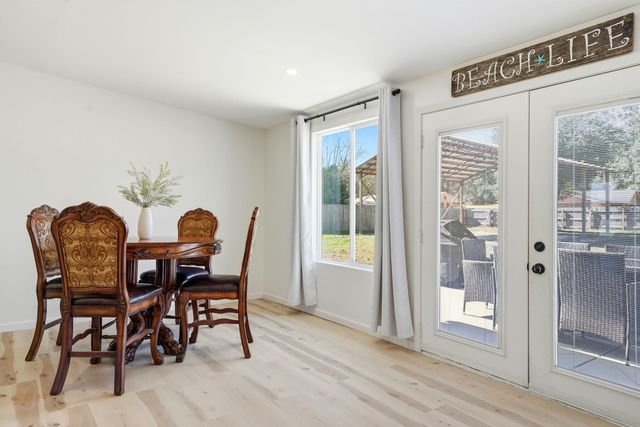 1969 Frontera Street, Navarre, FL 32566