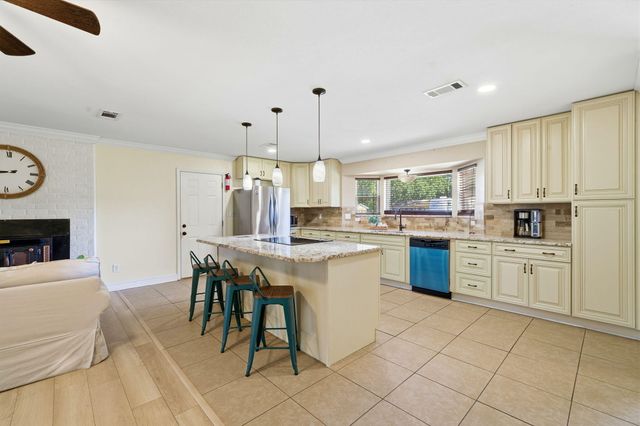 1969 Frontera Street, Navarre, FL 32566